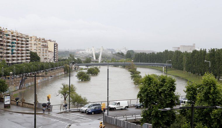 Tancats els accessos al riu Segre al seu pas per Lleida per la crescuda del cabal