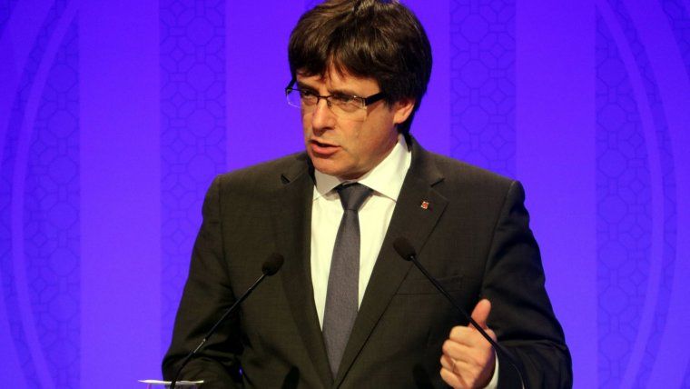 Puigdemont respon a Rajoy assegurant que el Parlament no va votar la independència al Parlament