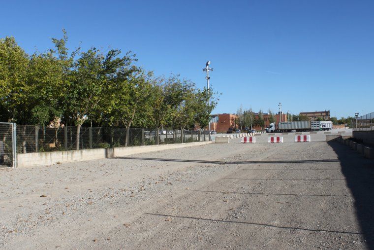 Solar on es construirà el nou aparcament per a autocaravanes a Tàrrega.