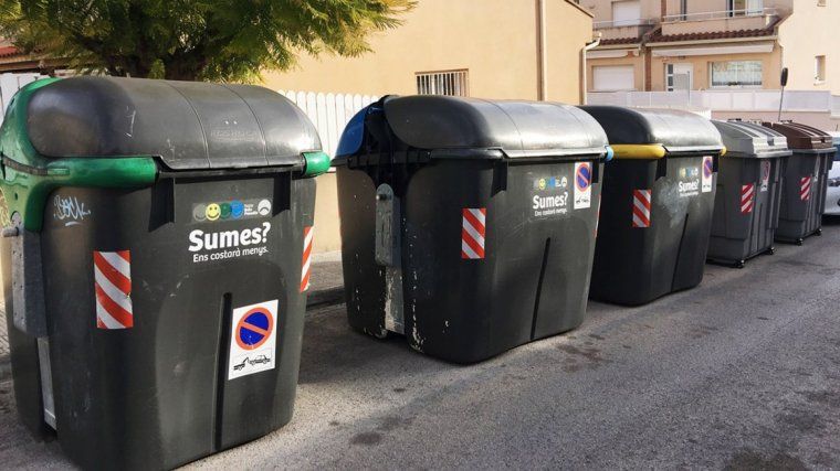 La Generalitat vol tirar endavant una nova llei que penalitzi econòmicament aquelles persones que no reciclin