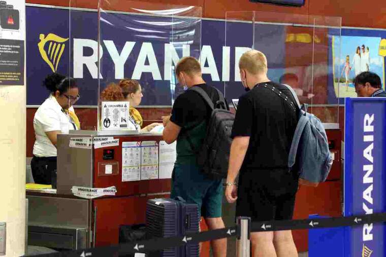 Anul·len vols de Ryanair